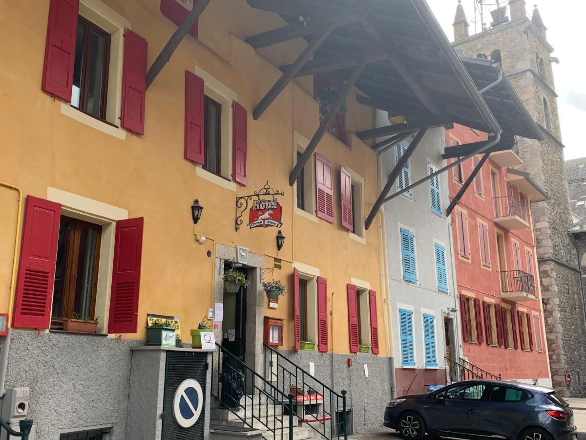 Hotel Du Cheval Blanc Barcelonnette Dış mekan fotoğraf