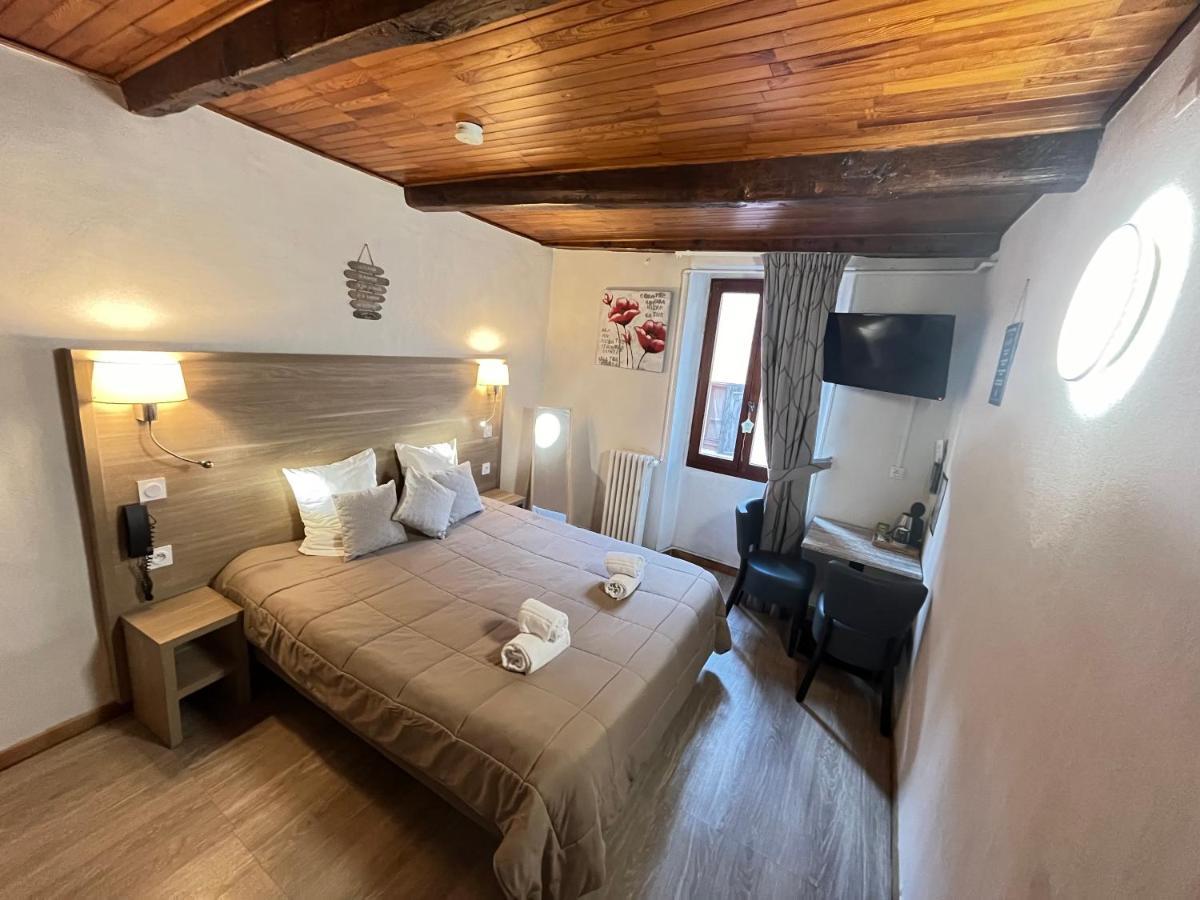 Hotel Du Cheval Blanc Barcelonnette Dış mekan fotoğraf