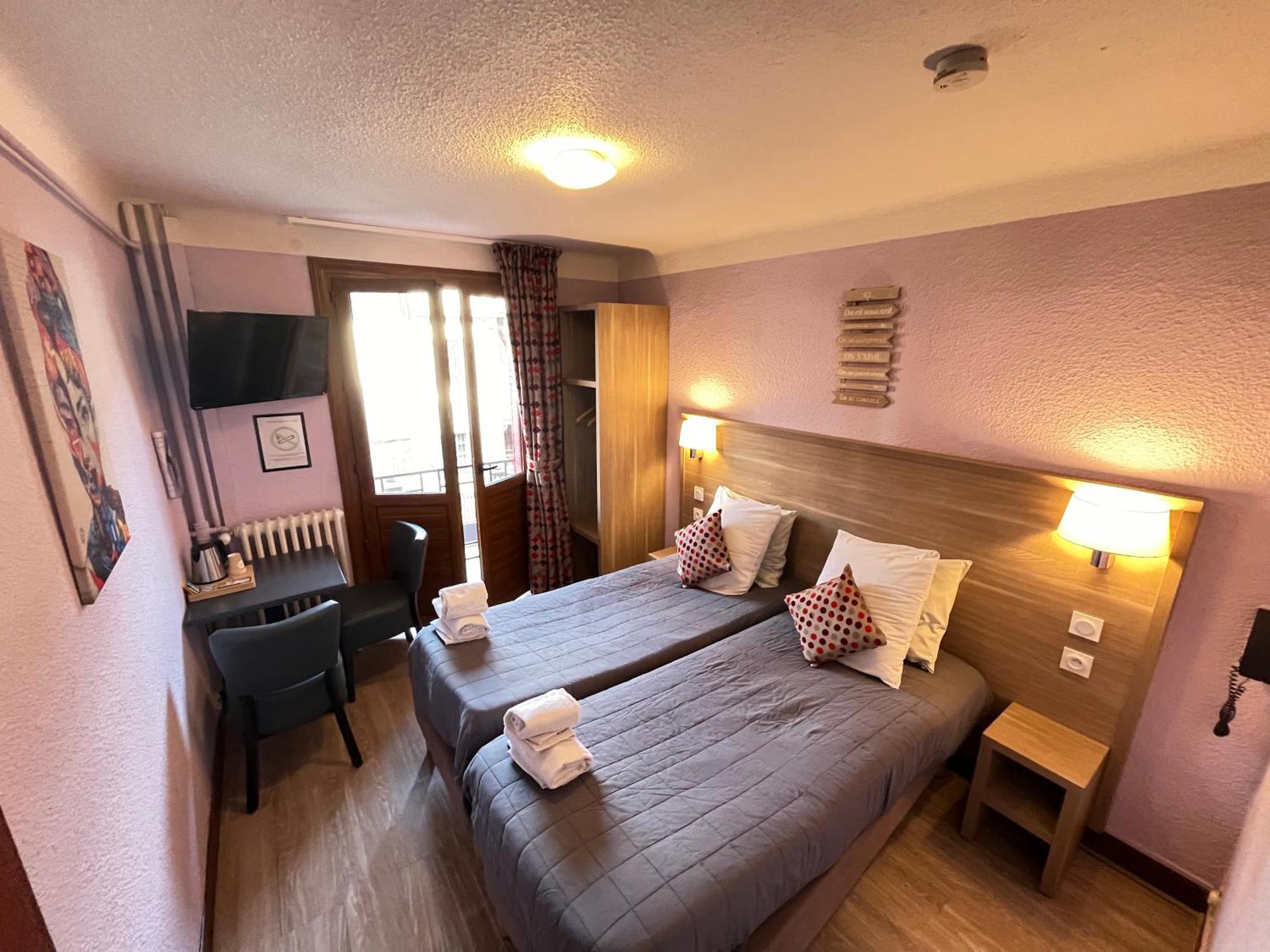 Hotel Du Cheval Blanc Barcelonnette Dış mekan fotoğraf