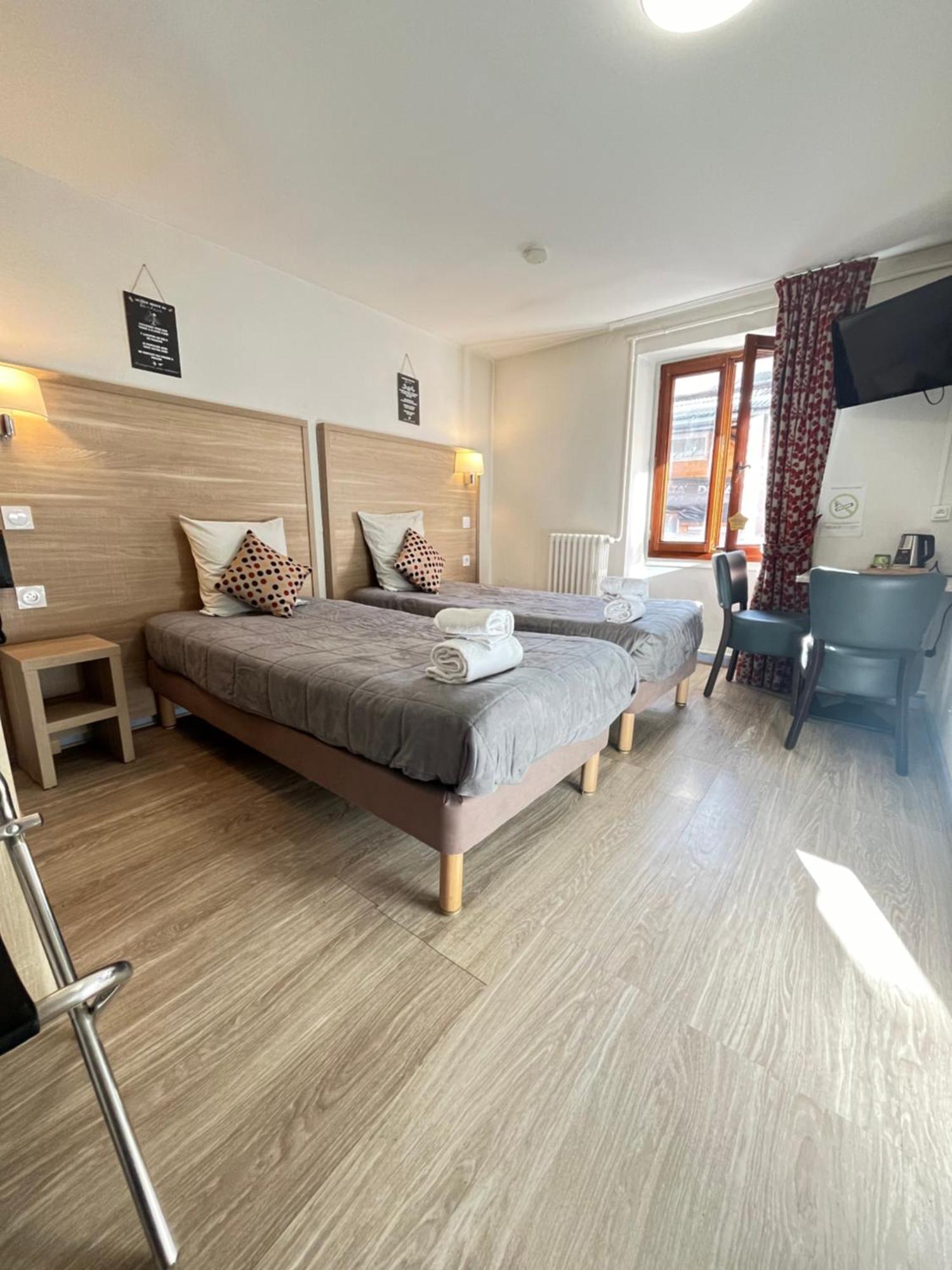 Hotel Du Cheval Blanc Barcelonnette Dış mekan fotoğraf