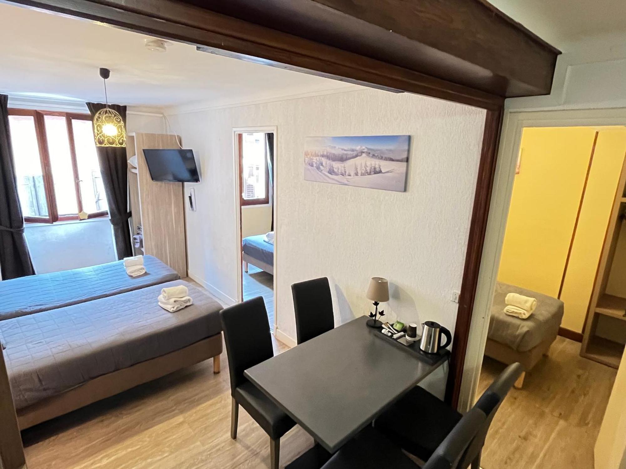 Hotel Du Cheval Blanc Barcelonnette Dış mekan fotoğraf