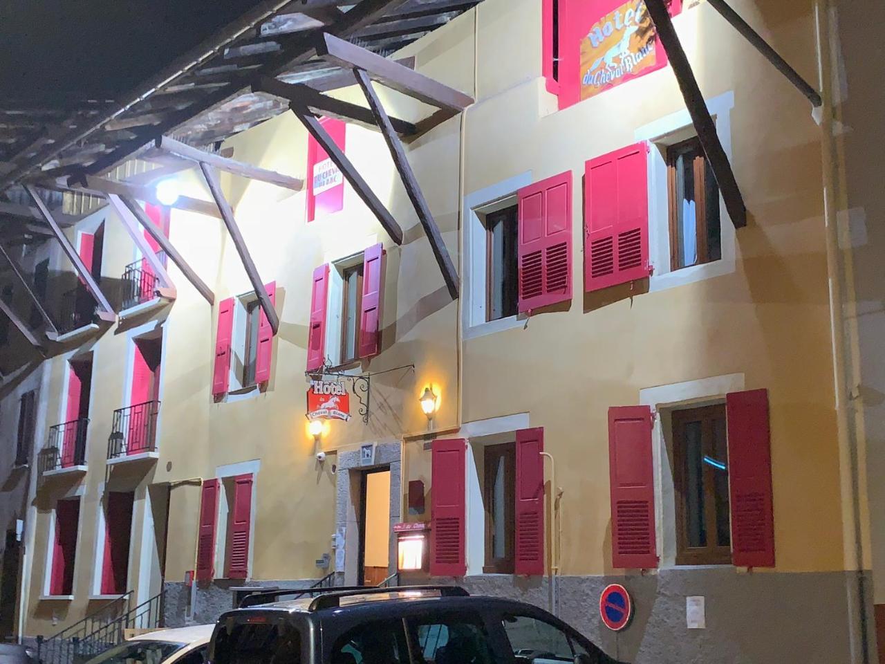 Hotel Du Cheval Blanc Barcelonnette Dış mekan fotoğraf